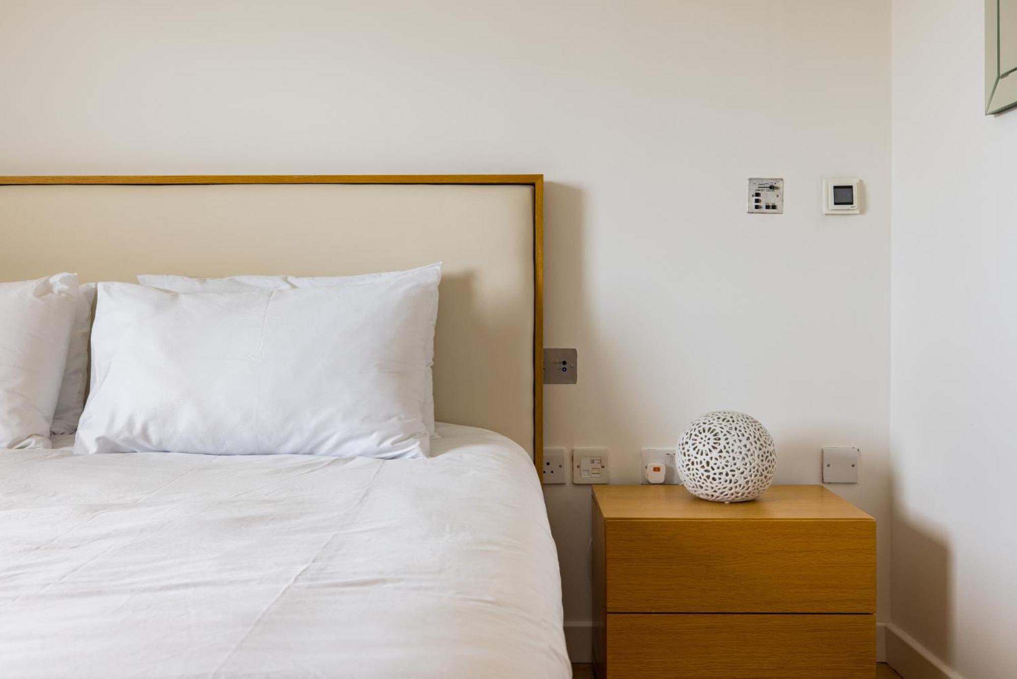 Spacious, Modern 3-bed Apartment