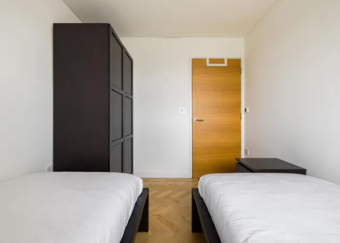 Spacious, Modern 3-Bed Home