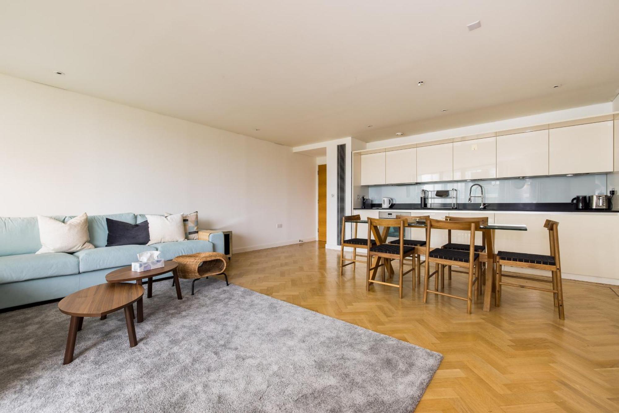Spacious, Modern 3-bed * Londra