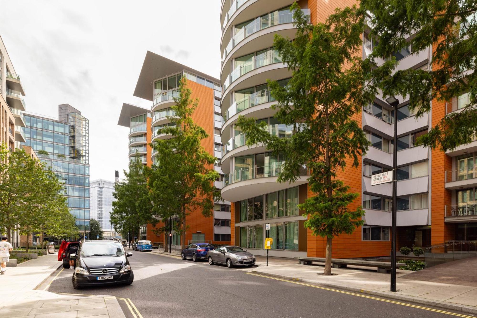 Spacious, Modern 3-bed *