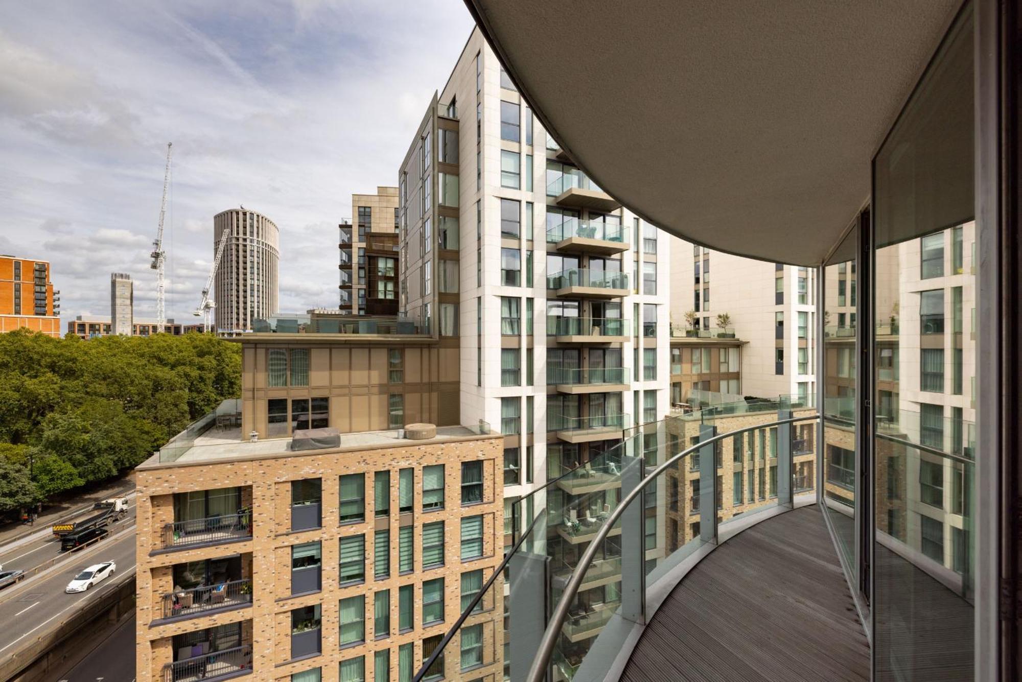 Spacious, Modern 3-bed *